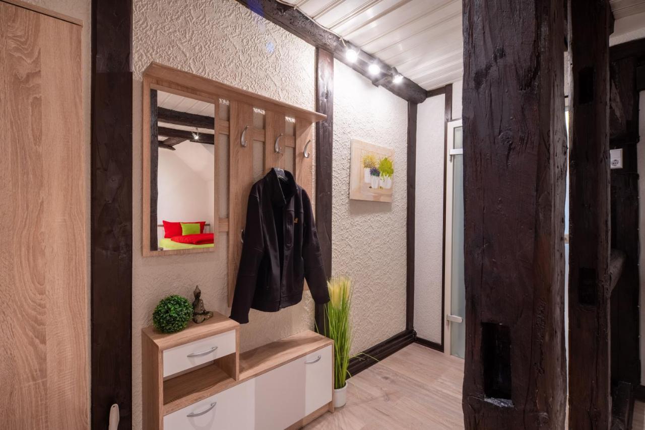 B Nolte Apartment *