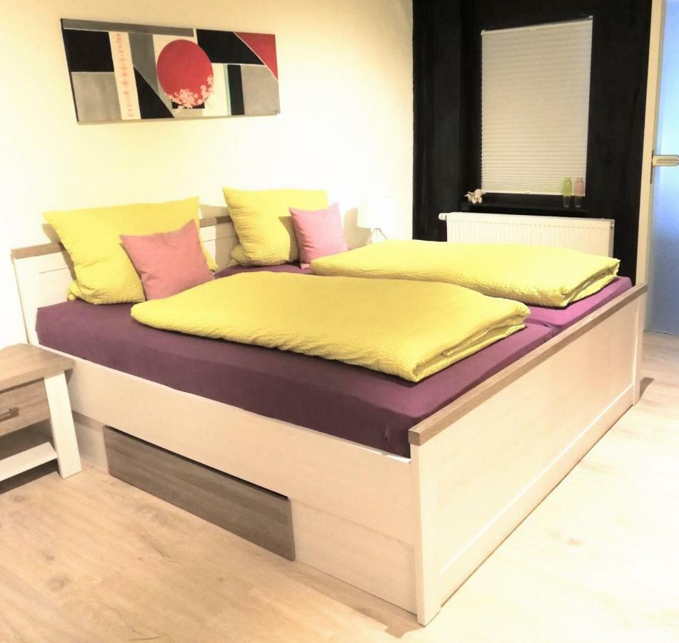 B Nolte Apartment *